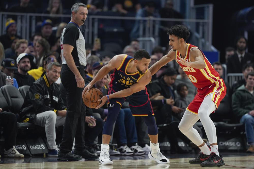 进攻端缺乏 进攻端缺乏