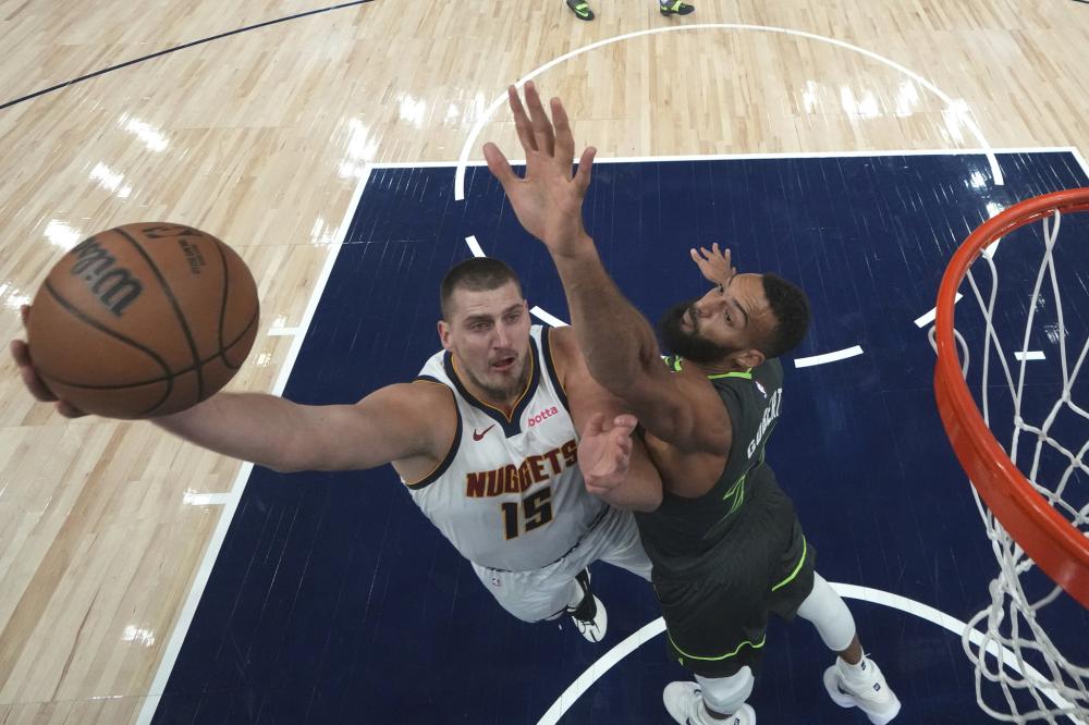 相较之下 相较之下